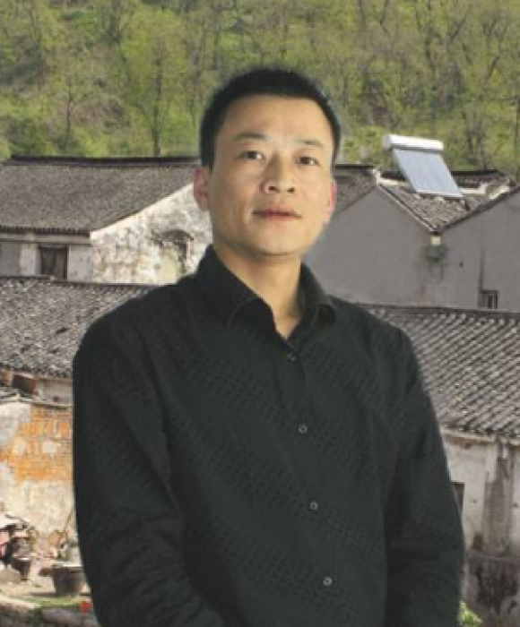 紫砂艺人张岳民，民间实力派
