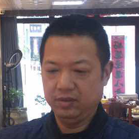 紫砂艺人张建明，工艺美术师