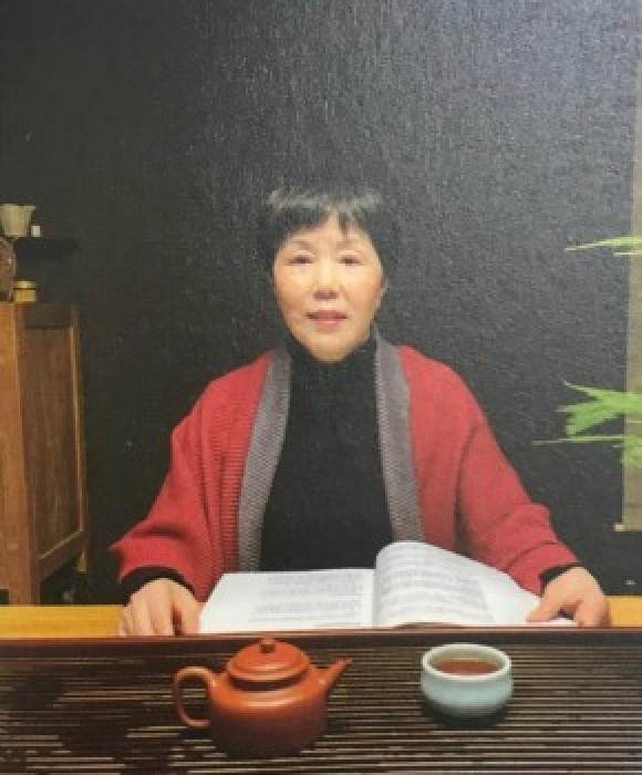紫砂艺人张志英，工艺美术师