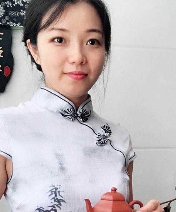 紫砂艺人张文惠，工艺美术师