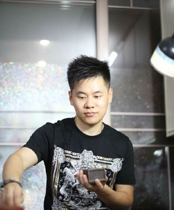 紫砂艺人张旭辰，工艺美术师