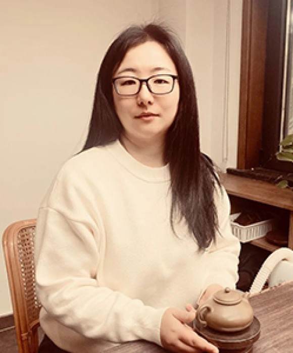 紫砂艺人张晨烨，工艺美术师