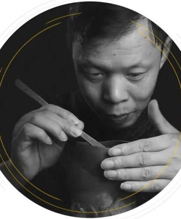 紫砂艺人张锋，高级工艺美术师