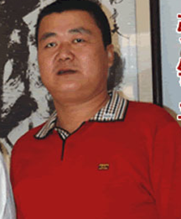 紫砂艺人张锡平，工艺美术师