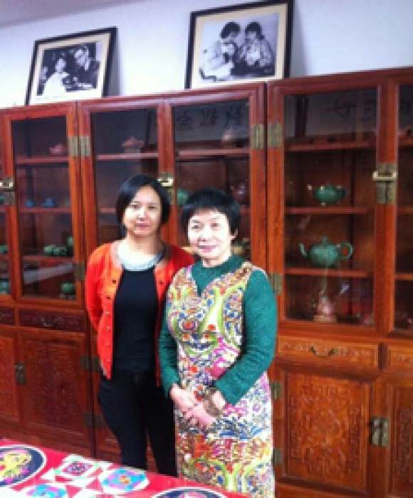 紫砂艺人彭建妹，高级工艺美术师