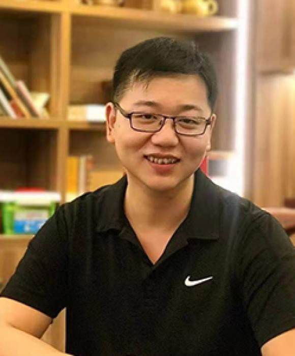 紫砂艺人彭湃，工艺美术师