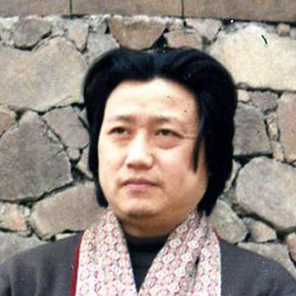 紫砂艺人彭耀年，高级工艺美术师