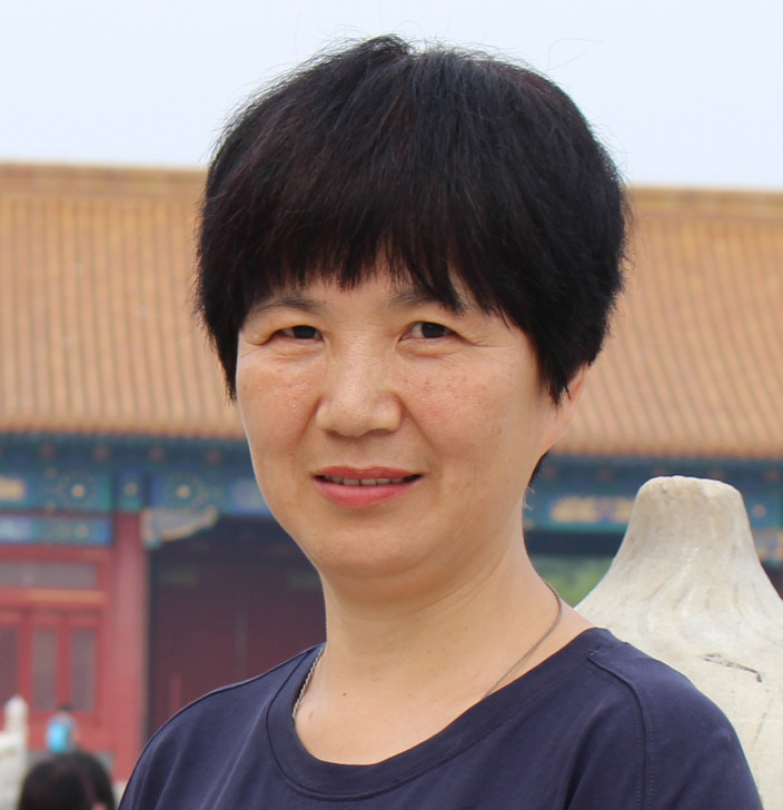 紫砂艺人徐丽英，助理工艺美术师