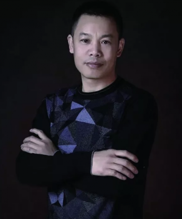 紫砂艺人徐伟琪，高级工艺美术师