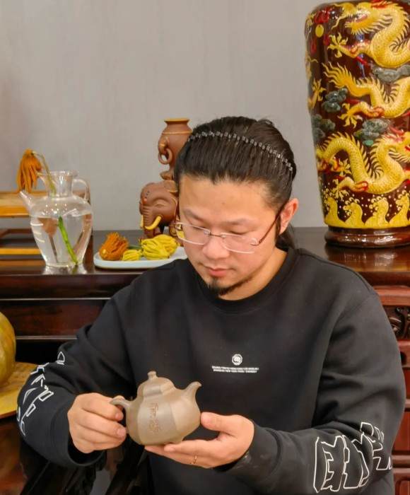 紫砂艺人徐伟科，民间实力派