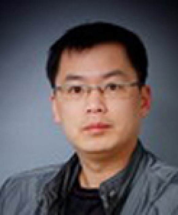 紫砂艺人徐克强，高级工艺美术师
