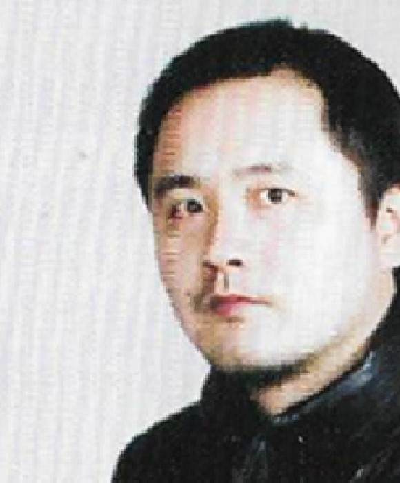 紫砂艺人徐志新，工艺美术师