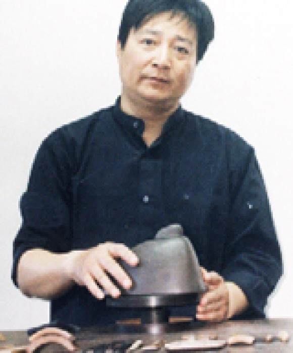 紫砂艺人徐益勤，工艺美术师