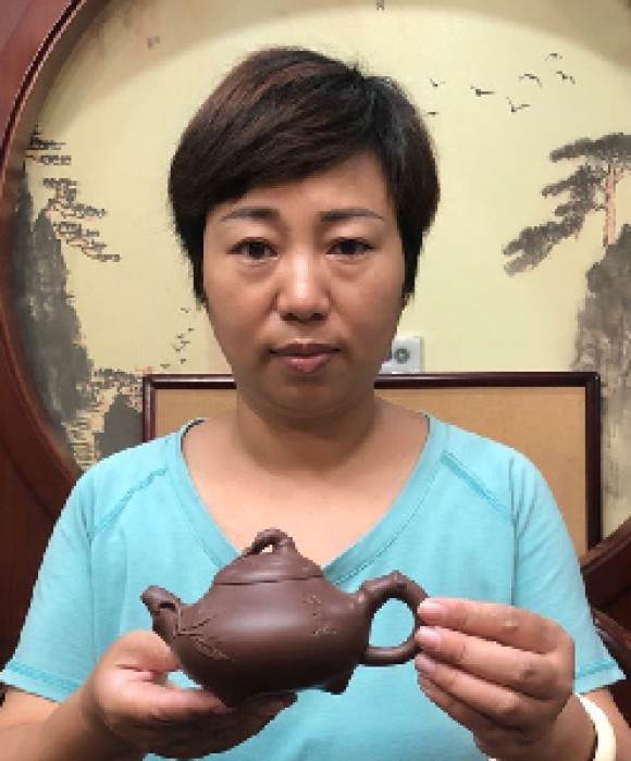 紫砂艺人徐英，民间实力派