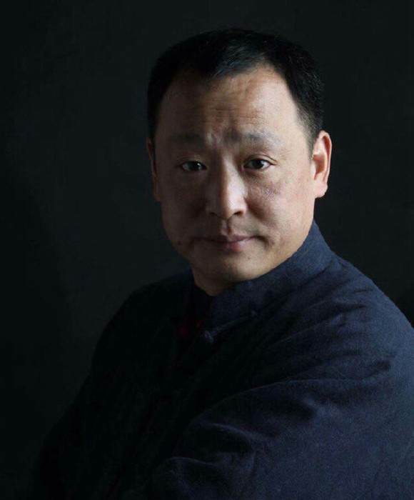 紫砂艺人徐顺伟，工艺美术师