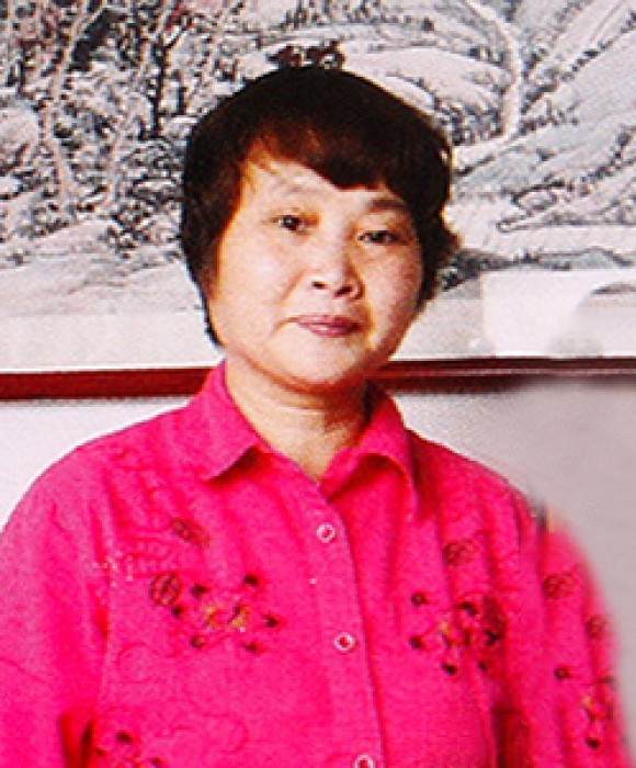 紫砂艺人恽贤君，民间实力派