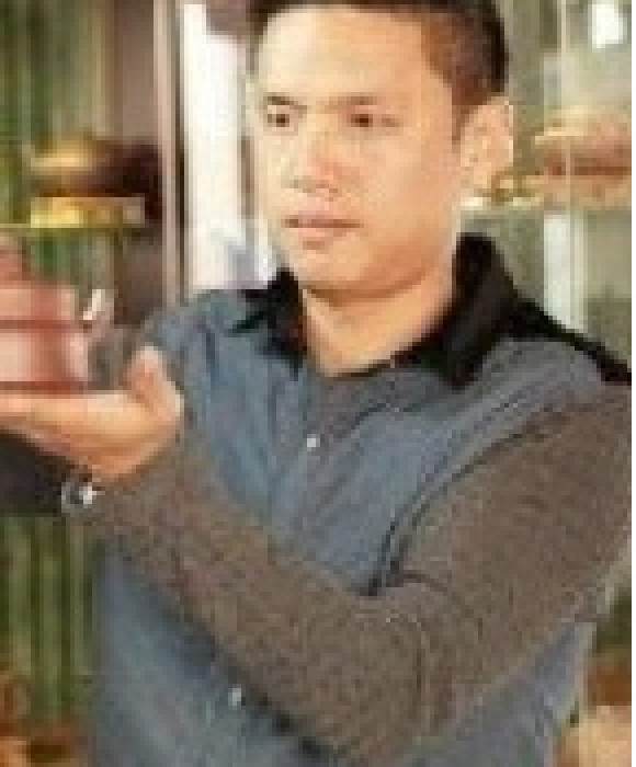 紫砂艺人戚志君，民间实力派