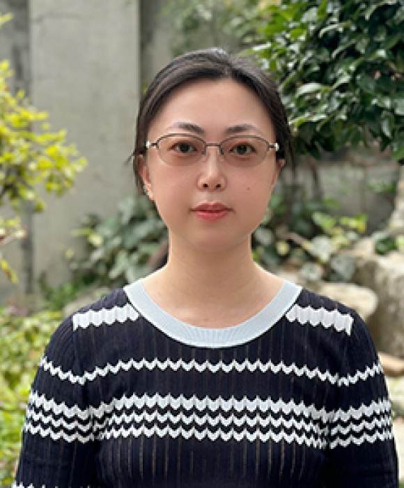 紫砂艺人施黛智，民间实力派