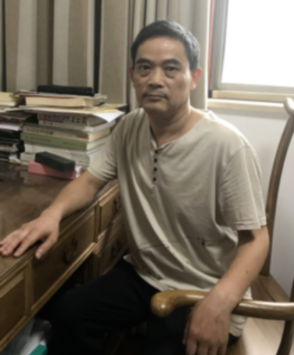 紫砂艺人曹亚春，民间实力派