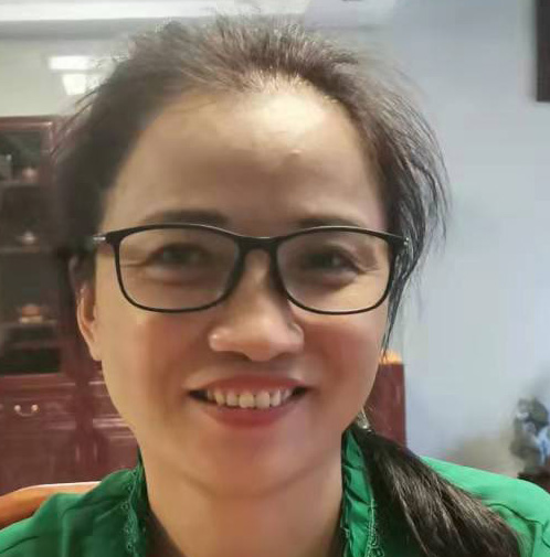 紫砂艺人曹梅娟，工艺美术师