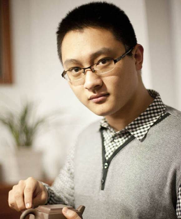 紫砂艺人曹逸搏，助理工艺美术师