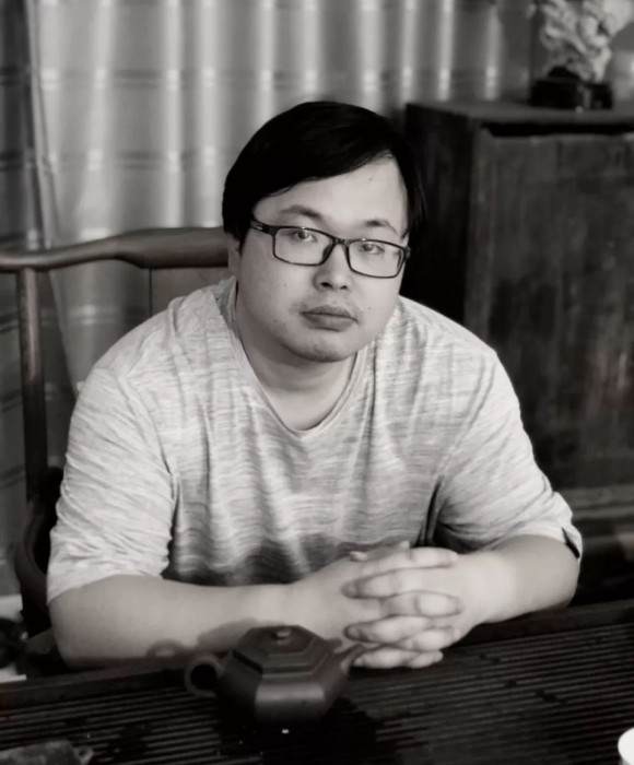 紫砂艺人朱冰，民间实力派