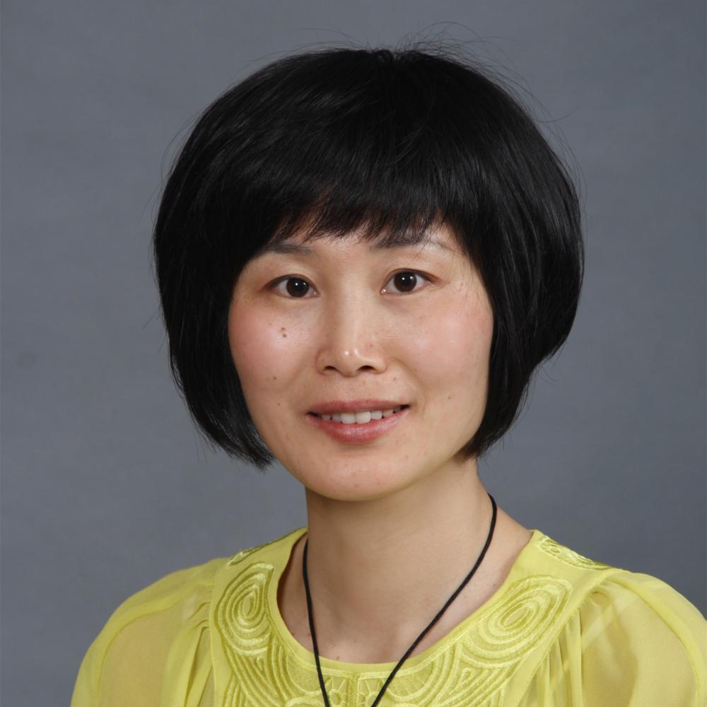 紫砂艺人朱益益，工艺美术师