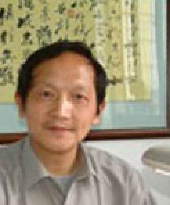 紫砂艺人朱鸿钧，高级工艺美术师