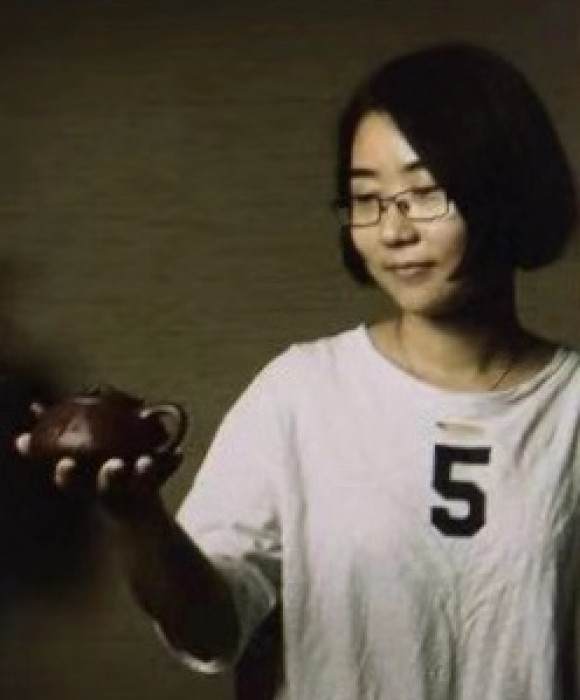 紫砂艺人李俐，工艺美术员