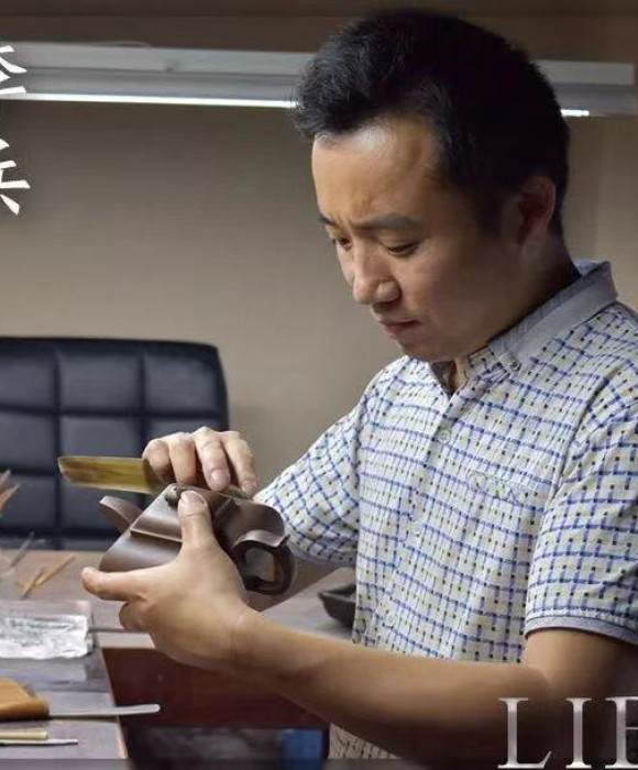 紫砂艺人李兵，民间实力派
