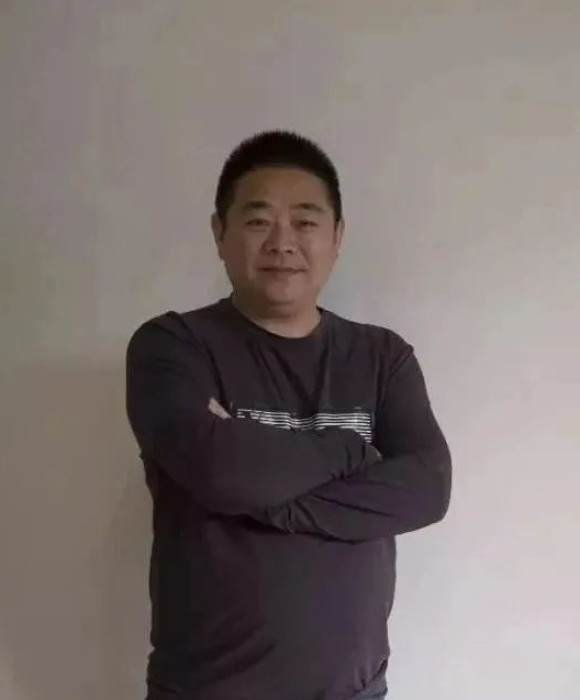 紫砂艺人李友宝，民间实力派