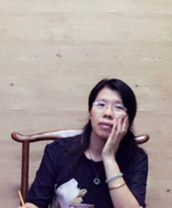 紫砂艺人李国娟，助理工艺美术师