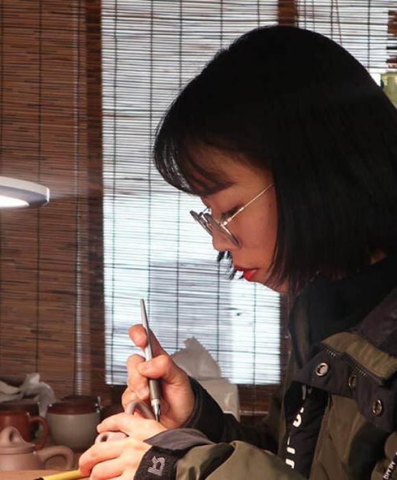 紫砂艺人李晔，工艺美术师