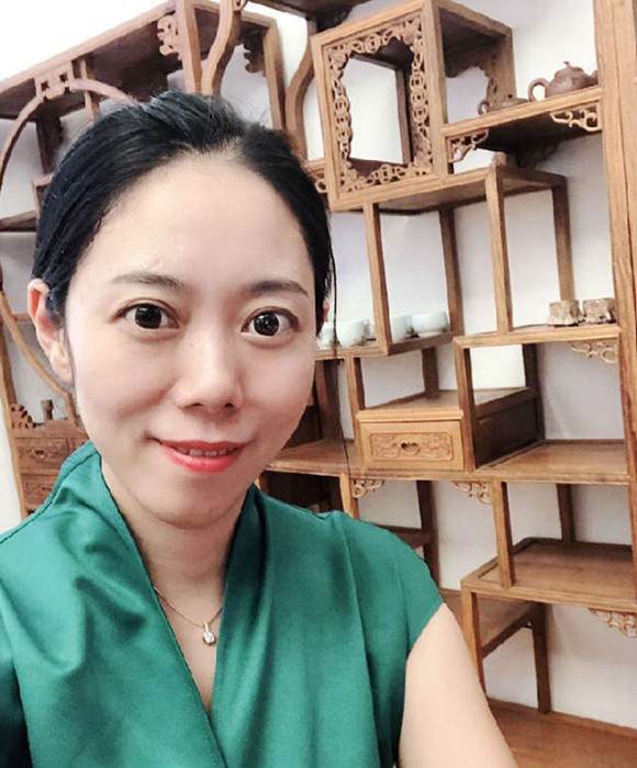 紫砂艺人李鹏，工艺美术师