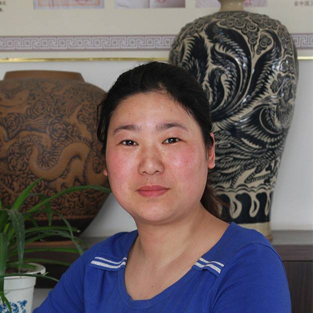 紫砂艺人杨俊，正高级工艺美术师