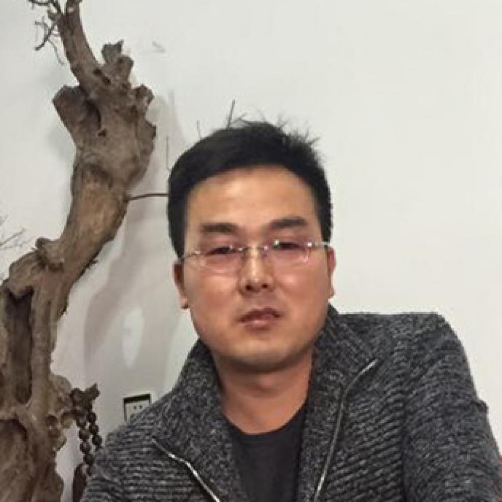 紫砂艺人杨光树，高级工艺美术师