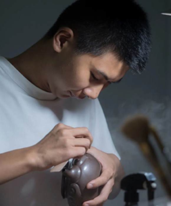 紫砂艺人殷克虎，民间实力派