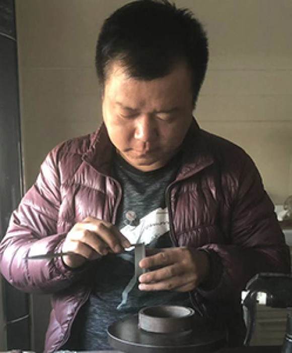 紫砂艺人毛文远，民间实力派