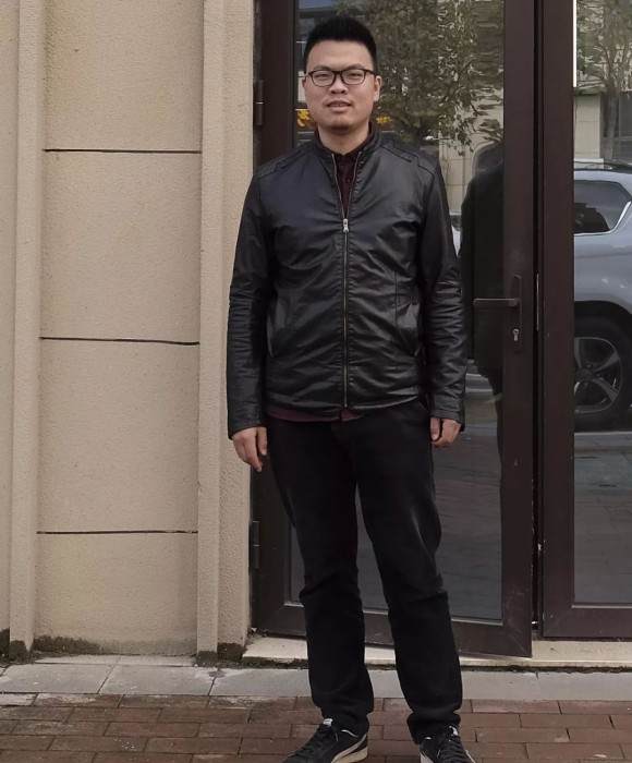 紫砂艺人毛旭初，民间实力派