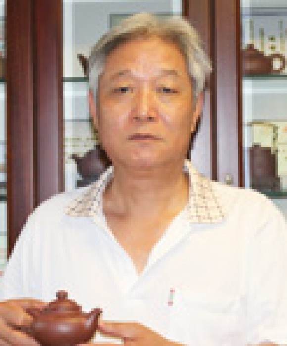 紫砂艺人汤鸣皋，正高级工艺美术师
