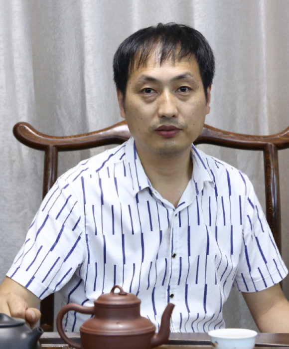 紫砂艺人汪庆红，民间实力派