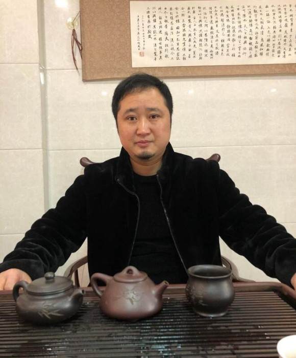 紫砂艺人汪青政，民间实力派