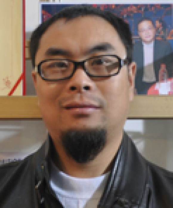 紫砂艺人沈建南，工艺美术员