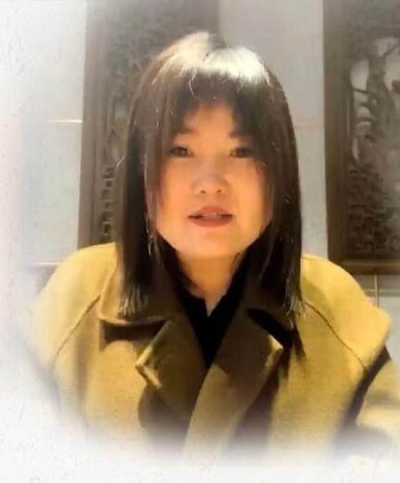 紫砂艺人沈慧莲，助理工艺美术师