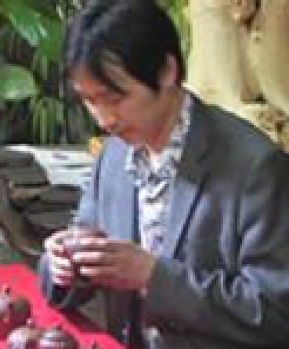 紫砂艺人洪发军，工艺美术师