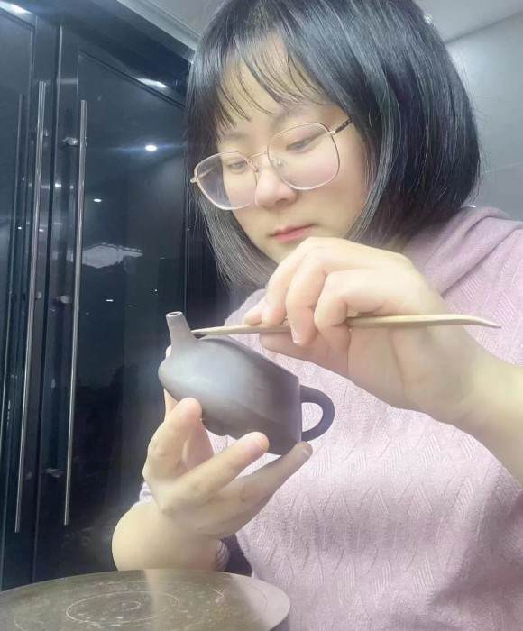 紫砂艺人潘媛，民间实力派
