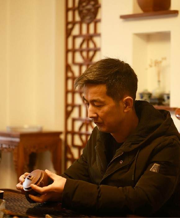 紫砂艺人潘学良，工艺美术员