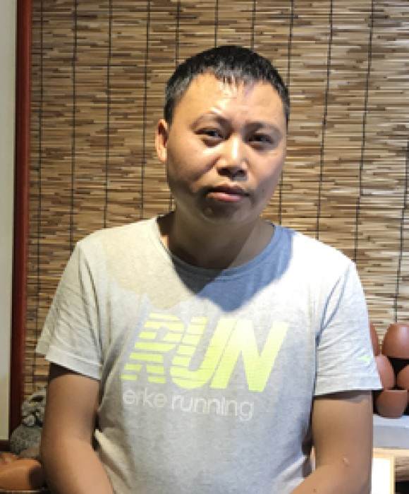 紫砂艺人熊燕飞，工艺美术员