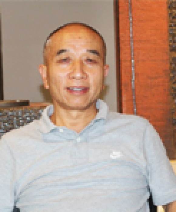 紫砂艺人王亚平，大师/正高