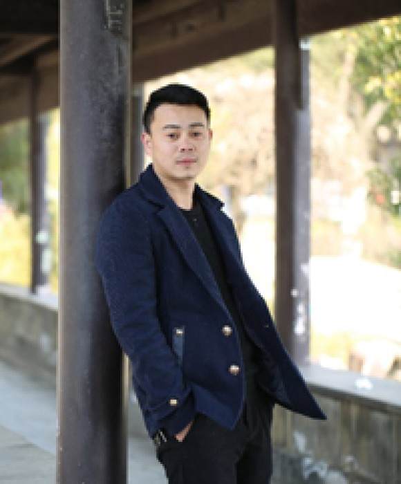 紫砂艺人王仁兵，工艺美术师